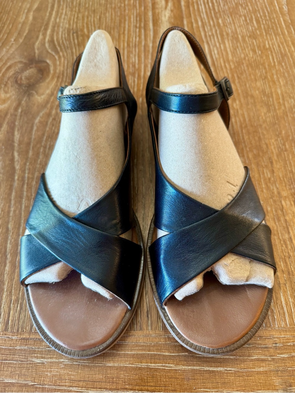 Bueno Harmony black flat sandals 8 - Picture 6 of 13